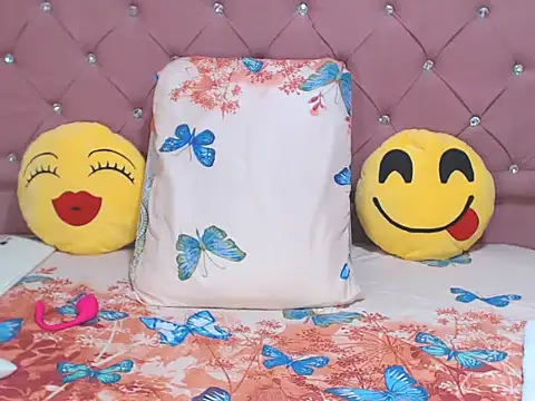 sharonbrown28 online show from 10/28/25, 09:50