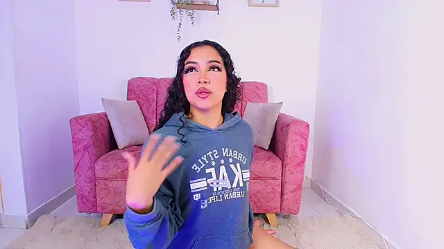 Sara Jhonson online show from 09/08/25, 11:26