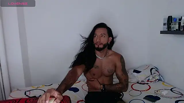  jhon connor  online show from 09/18/25, 05:48