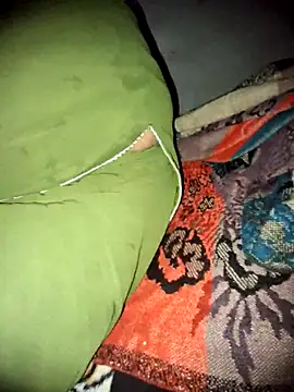 Snapshot of menakshiiikaur chatting on 12/06/24, 07:32 menakshiiikaur online show from 12/06/24, 07:32