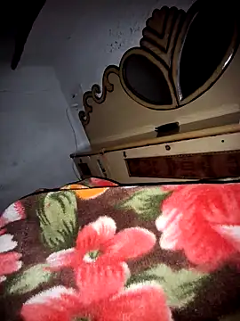 Snapshot of menakshiiikaur chatting on 02/27/25, 05:15 menakshiiikaur online show from 02/27/25, 05:15