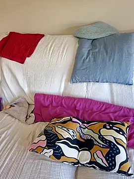 JennyCoquine online show from 10/24/25, 09:06