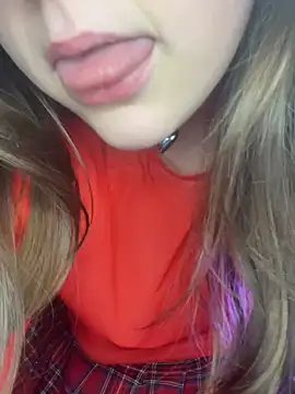 Snapshot of Topvi_ chatting on 12/09/24, 01:13 Topvi online show from 12/09/24, 01:13