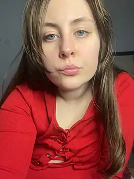 Snapshot of Topvi_ chatting on 01/03/25, 01:14 Topvi online show from 01/03/25, 01:14