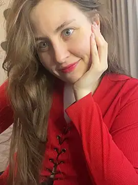 Snapshot of Topvi_ chatting on 03/08/25, 11:48 Topvi online show from 03/08/25, 11:48