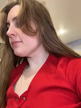 Snapshot of Topvi_ chatting on 10/16/25, 03:13 Topvi online show from 10/16/25, 03:13