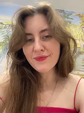 Snapshot of Topvi_ chatting on 11/11/25, 11:10 Topvi online show from 11/11/25, 11:10