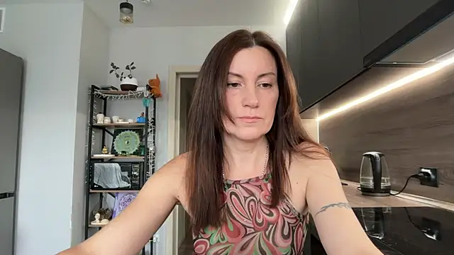 jainesummer online show from 09/19/25, 07:21