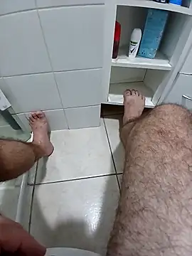 Snapshot of loganwolverine02 chatting on 01/01/25, 09:41 loganwolverine02 online show from 01/01/25, 09:41