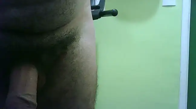 Snapshot of loganwolverine02 chatting on 01/08/25, 03:28 loganwolverine02 online show from 01/08/25, 03:28