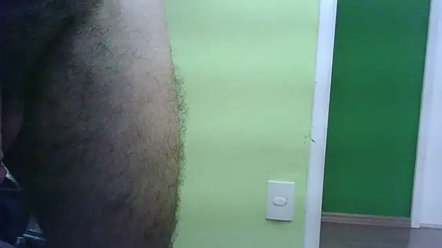 Snapshot of loganwolverine02 chatting on 02/11/25, 07:48 loganwolverine02 online show from 02/11/25, 07:48