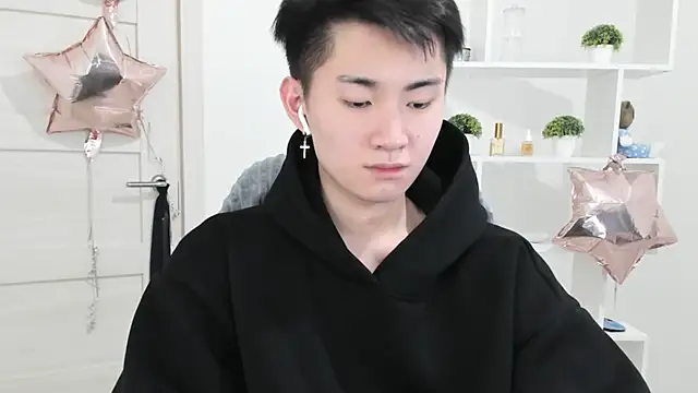 Snapshot of Miram_Yu chatting on 12/06/24, 08:59 Miram Yu online show from 12/06/24, 08:59