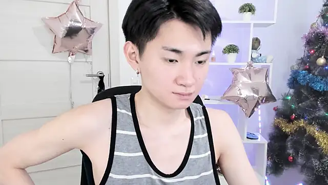 Snapshot of Miram_Yu chatting on 12/17/24, 07:15 Miram Yu online show from 12/17/24, 07:15