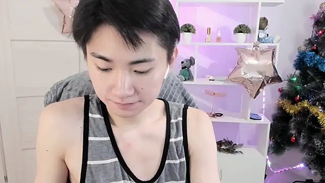 Snapshot of Miram_Yu chatting on 12/24/24, 12:22 Miram Yu online show from 12/24/24, 12:22