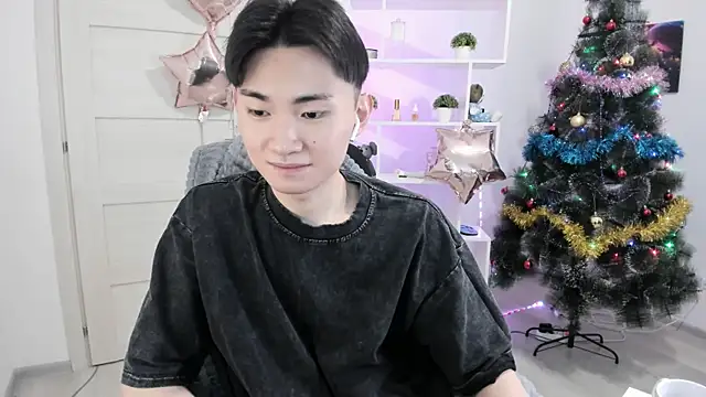 Snapshot of Miram_Yu chatting on 12/25/24, 04:54 Miram Yu online show from 12/25/24, 04:54