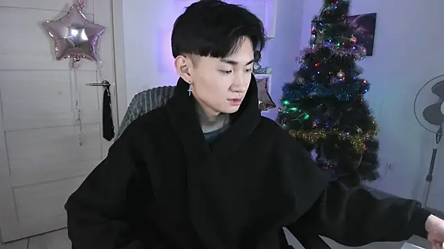 Snapshot of Miram_Yu chatting on 12/30/24, 08:15 Miram Yu online show from 12/30/24, 08:15