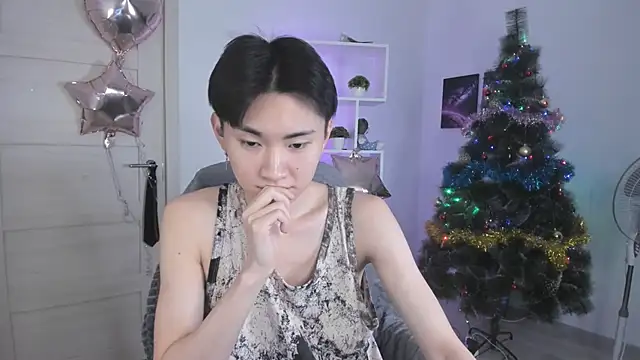 Snapshot of Miram_Yu chatting on 01/07/25, 07:06 Miram Yu online show from 01/07/25, 07:06