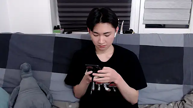 Snapshot of Miram_Yu chatting on 01/12/25, 09:08 Miram Yu online show from 01/12/25, 09:08