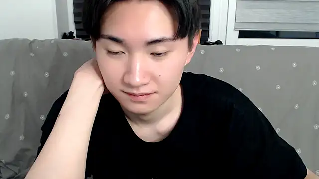 Snapshot of Miram_Yu chatting on 01/31/25, 08:22 Miram Yu online show from 01/31/25, 08:22