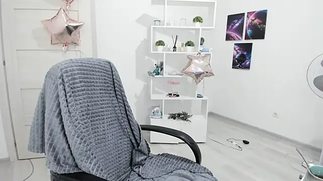 Snapshot of Miram_Yu chatting on 03/12/25, 02:30 Miram Yu online show from 03/12/25, 02:30