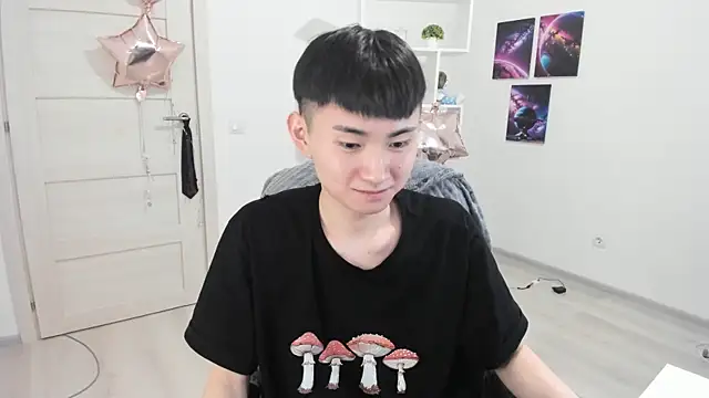 Snapshot of Miram_Yu chatting on 03/15/25, 06:43 Miram Yu online show from 03/15/25, 06:43