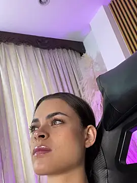 HannaRhodes online show from 09/12/25, 01:33