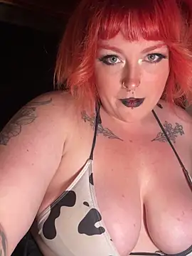 Snapshot of puffpixiee chatting on 09/13/25, 10:20 puffpixiee online show from 09/13/25, 10:20