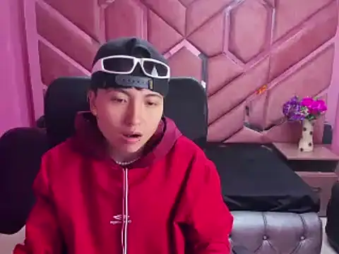 Im Mathias online show from 01/22/25, 06:42