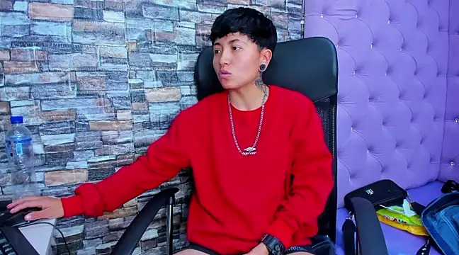 Im Mathias online show from 02/26/25, 05:20