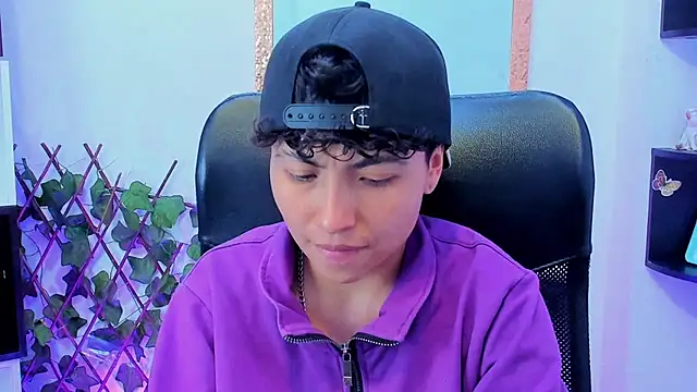 Im Mathias online show from 02/10/26, 03:32