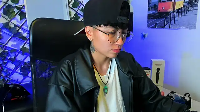 Im Mathias online show from 05/05/26, 02:41