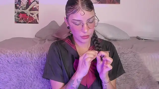 Luna-Chann online show from 11/05/25, 10:54