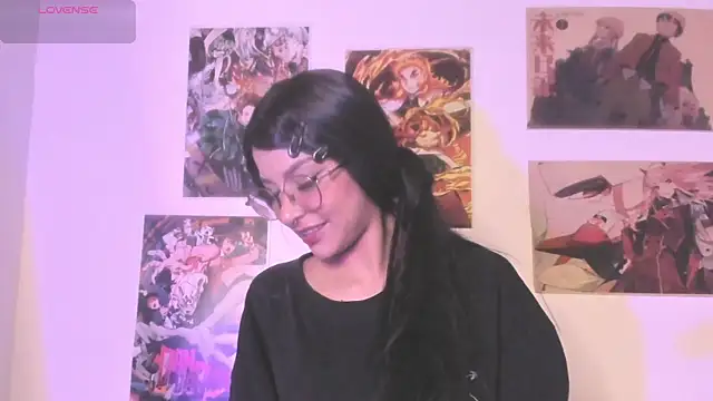 Snapshot of Luna-Chann chatting on 05/03/26, 10:27 Luna-Chann online show from 05/03/26, 10:27