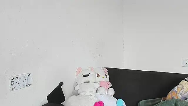 Snapshot of salome_daniel chatting on 07/02/26, 03:40 salome daniel online show from 07/02/26, 03:40