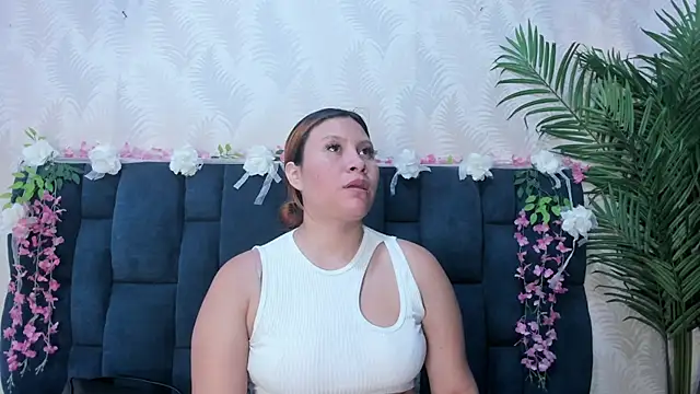 Snapshot of Melody_Megann chatting on 07/14/26, 09:09 Melody Megann online show from 07/14/26, 09:09