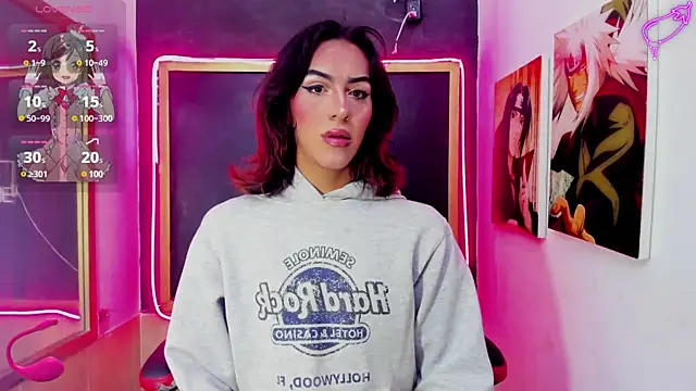 Isabella stanford2 online show from 11/26/25, 12:17