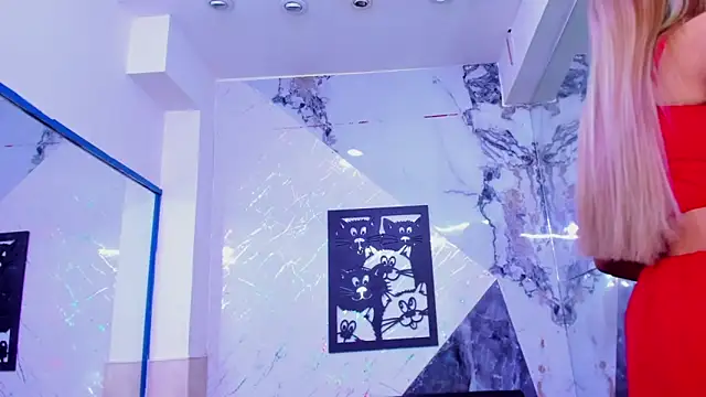 Isabella stanford2 online show from 04/13/26, 04:40