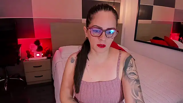 Snapshot of Zara_Jackson chatting on 02/23/26, 08:12 Zara Jackson online show from 02/23/26, 08:12