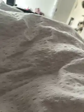 Snapshot of makemecum0 chatting on 12/17/24, 10:34 makemecum0 online show from 12/17/24, 10:34