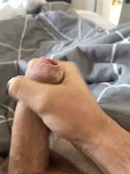 Snapshot of makemecum0 chatting on 03/03/25, 10:49 makemecum0 online show from 03/03/25, 10:49