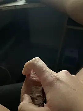 Snapshot of makemecum0 chatting on 03/19/25, 11:57 makemecum0 online show from 03/19/25, 11:57