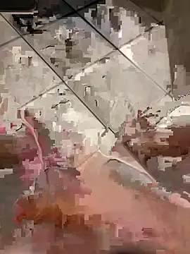 Snapshot of makemecum0 chatting on 10/16/25, 01:01 makemecum0 online show from 10/16/25, 01:01