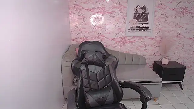 stephania t online show from 01/15/25, 01:02