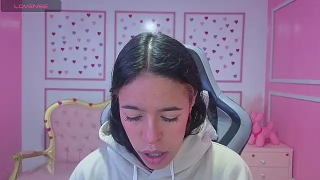 stephania t online show from 10/06/25, 11:29