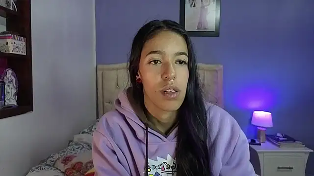 stephania t online show from 04/24/26, 04:09