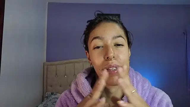 stephania t online show from 05/13/26, 02:47