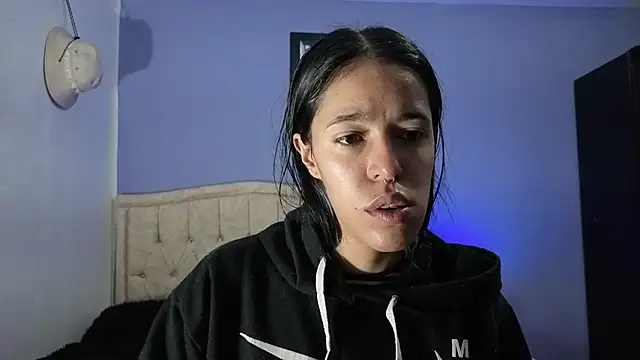 stephania t online show from 06/18/26, 01:26