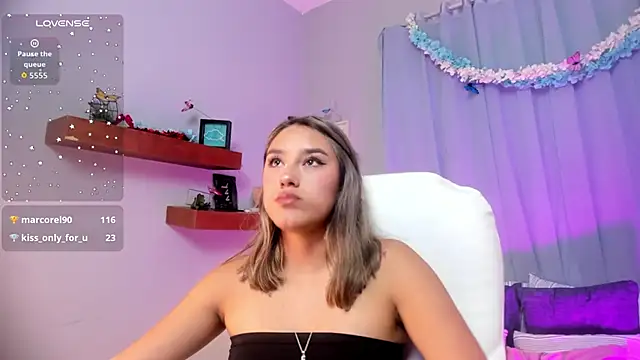  Sophie  miller online show from 04/18/26, 07:07