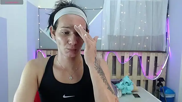 Michellcockxxx online show from 02/06/25, 08:50