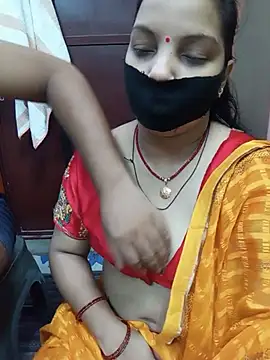 Snapshot of Manjudear chatting on 07/18/26, 05:11 Manjudear online show from 07/18/26, 05:11